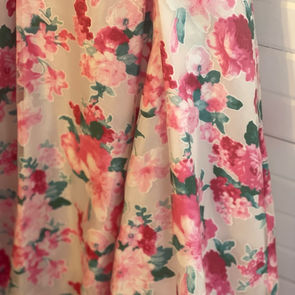 Beautiful Floral Prom Dress from Windsor 7 8 - Picture 5 of 16